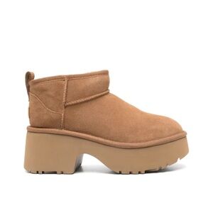 UGG Suede Classic Ultra Mini New Heights boots